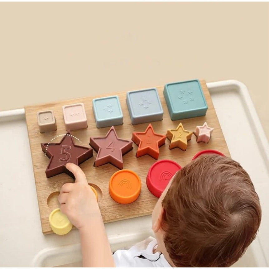 Turn Educativ cu Forme Geometrice Stivuibile